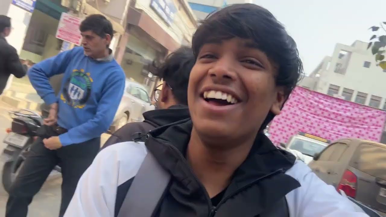 Itna Kilsa Diya Ki Ladai Ho Gayi || Full Bakchodi Vlog || SAM ON TRACK 