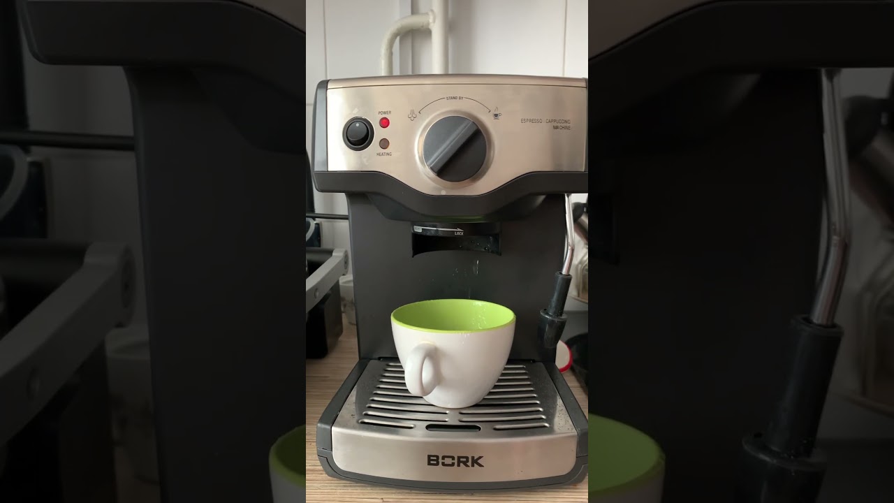 Нестабильная работа кофеварки Bork СМ EMP 9617 BK, причина не известна