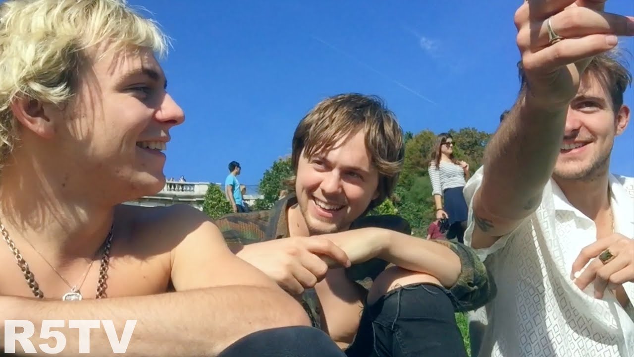 A day in Paris | S2E25  | R5 TV