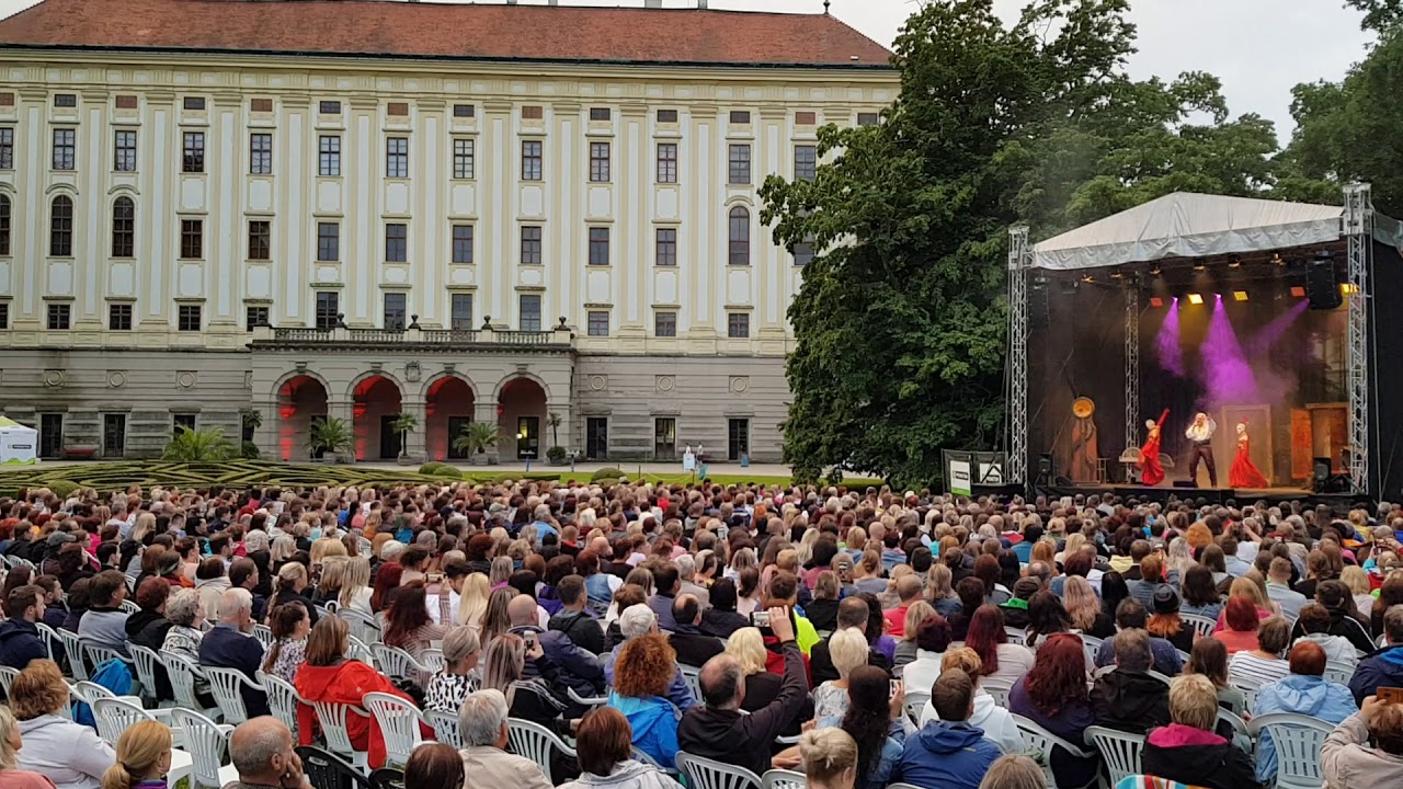 Kultura pod hvězdami v Kroměříži 26. 6. 2020 Dracula (Nespravedlivý Bůh)