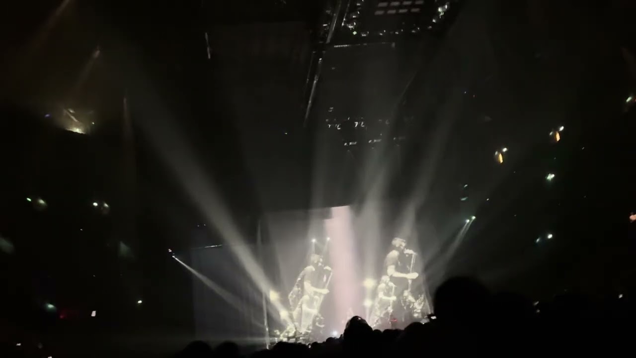 Nine inch Nail, A Copy Of, 2025 Montreal