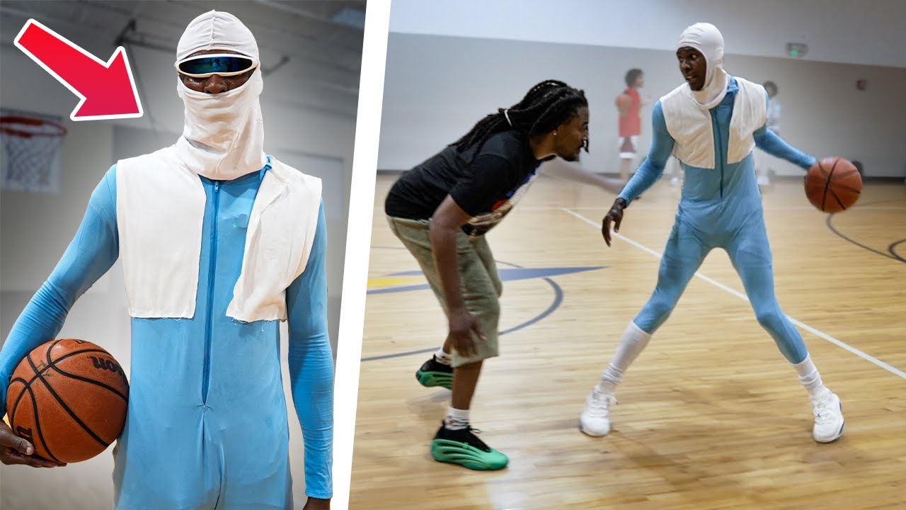 Кручу мяч в фитнес-клубе LA Fitness в костюме FROZONE...