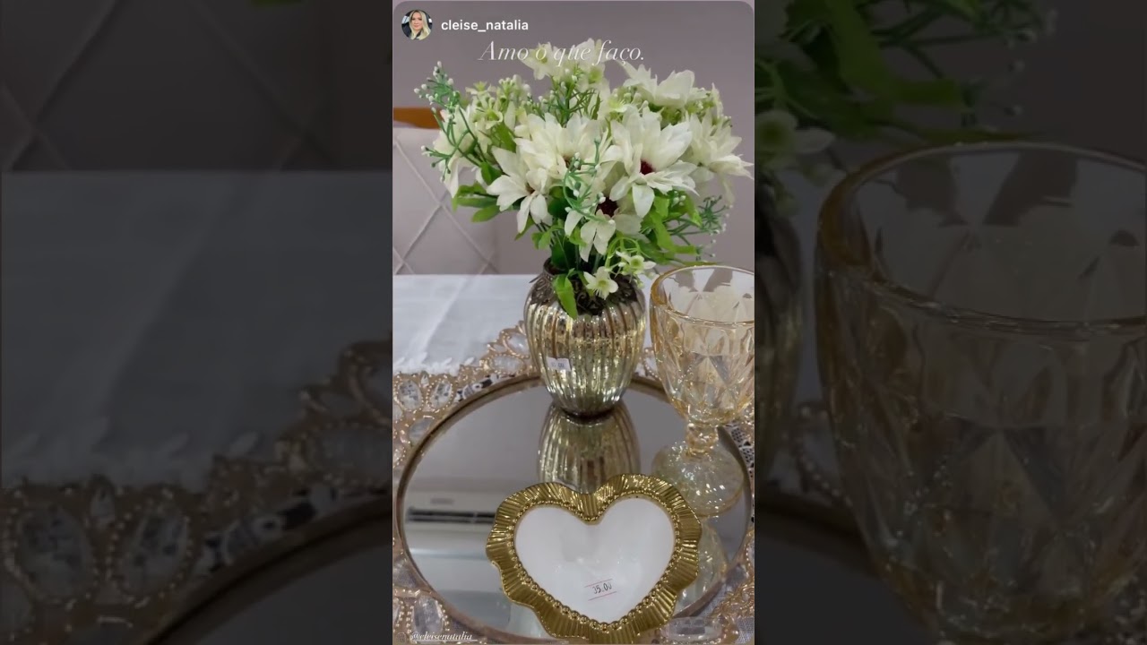Mesa posta com amor