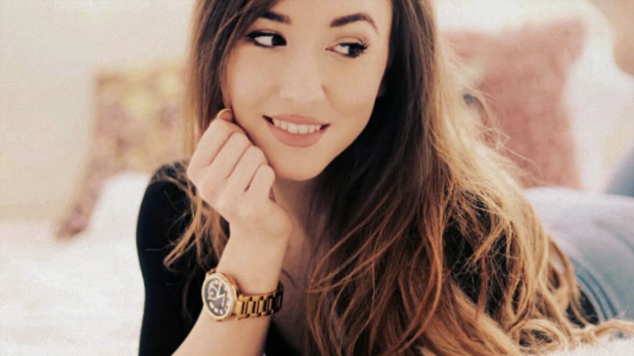 Rebekah Wing Hot Mix