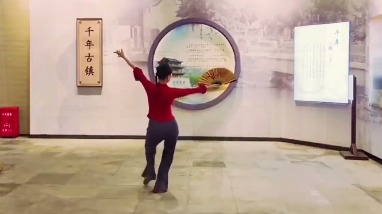 《梁祝》折扇舞蹈