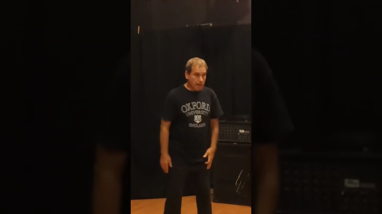 תאור היחס בין כדור הארץ, האדם וחיידק הסטרפטוקוק