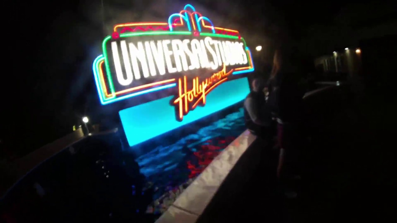 Cynthia's Reactions VLOG Halloween Horror Nights 2016 Walking Dead