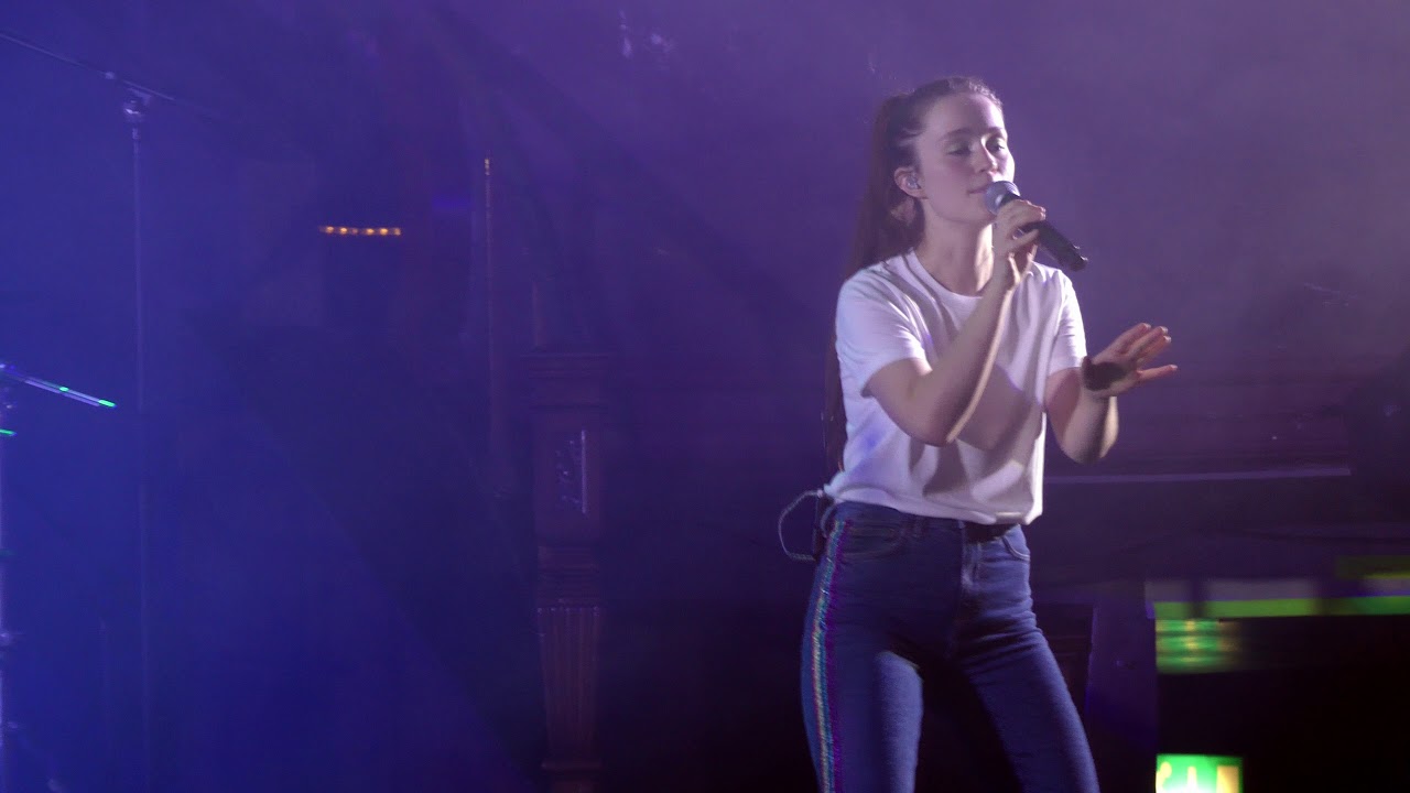 Sigrid - High Five live Albert Hall, Manchester 09-11-18