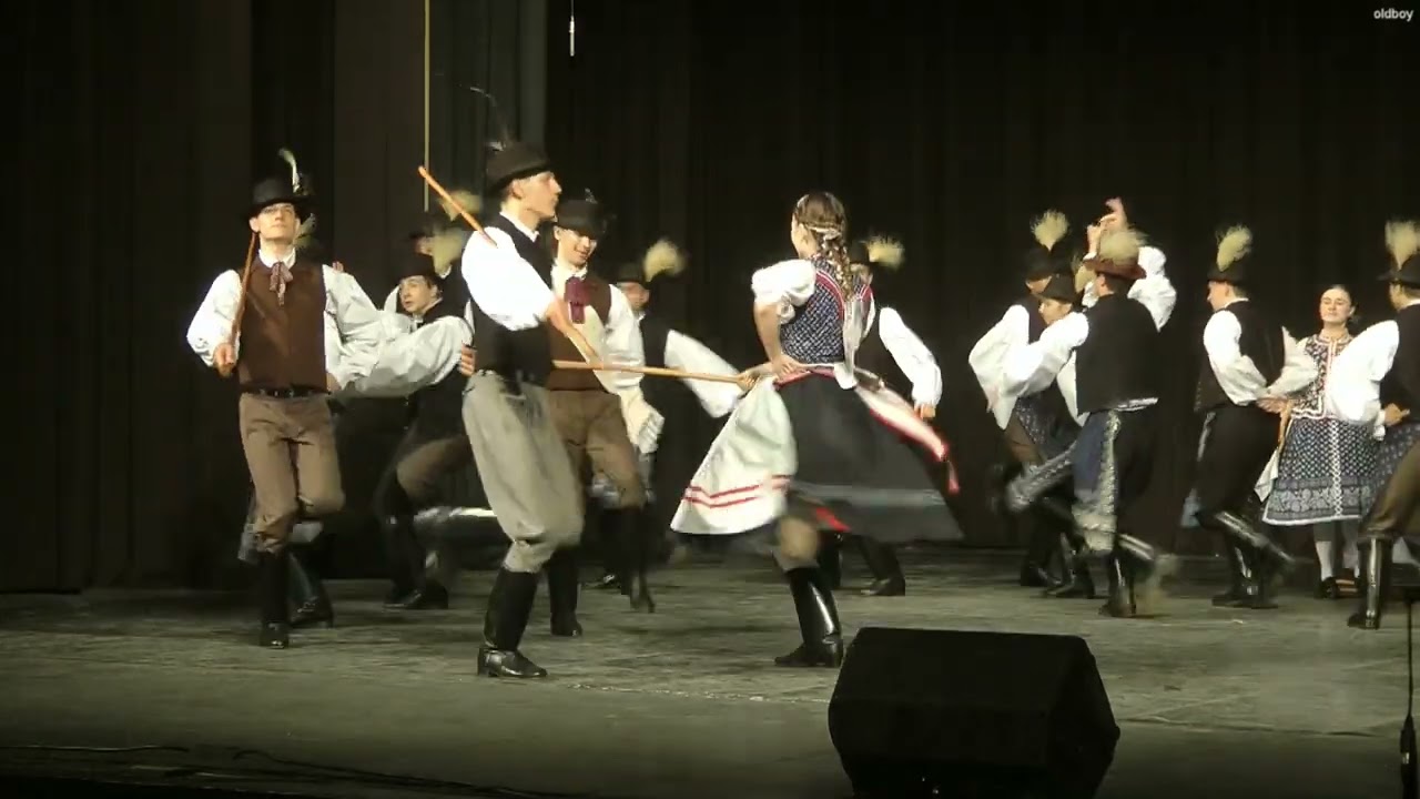 Csali Gyermek Néptáncegyüttes, Somorja, Szlovákia - Betyármesék