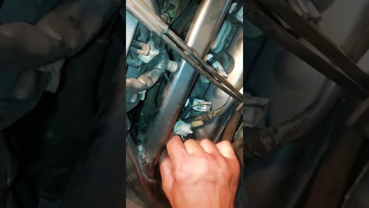 cbr 954 sostituzione candele