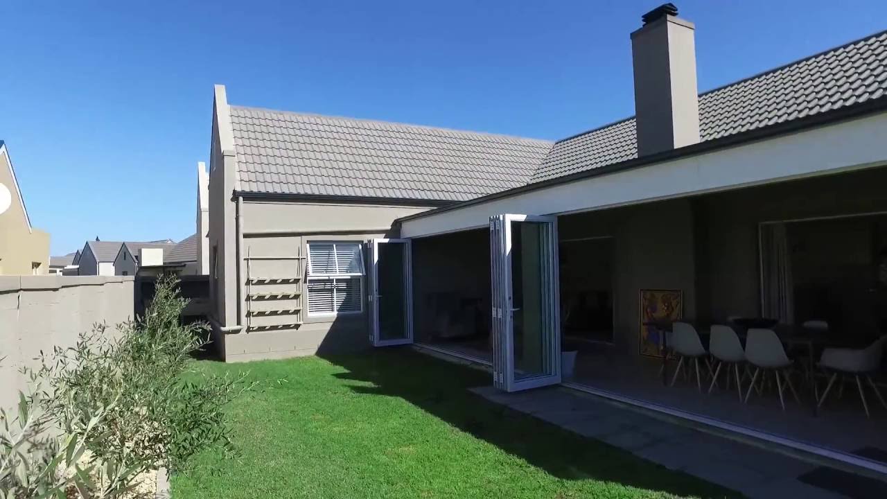 5 Bedroom House for sale in Western Cape | Cape Town | Bellville | Welgedacht | 6 Arist | T885859