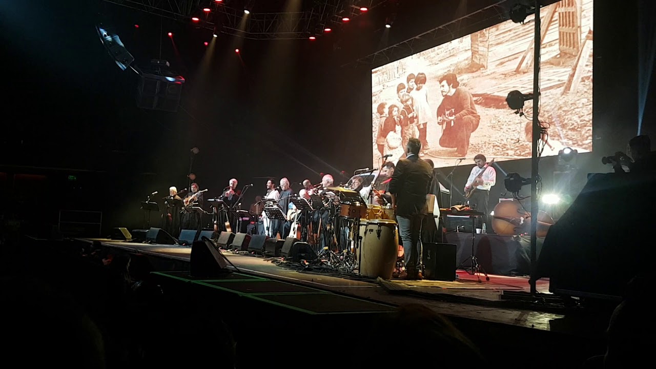 El alma llena de banderas (Víctor Jara), Inti-Illimani Histórico + Quilapayún