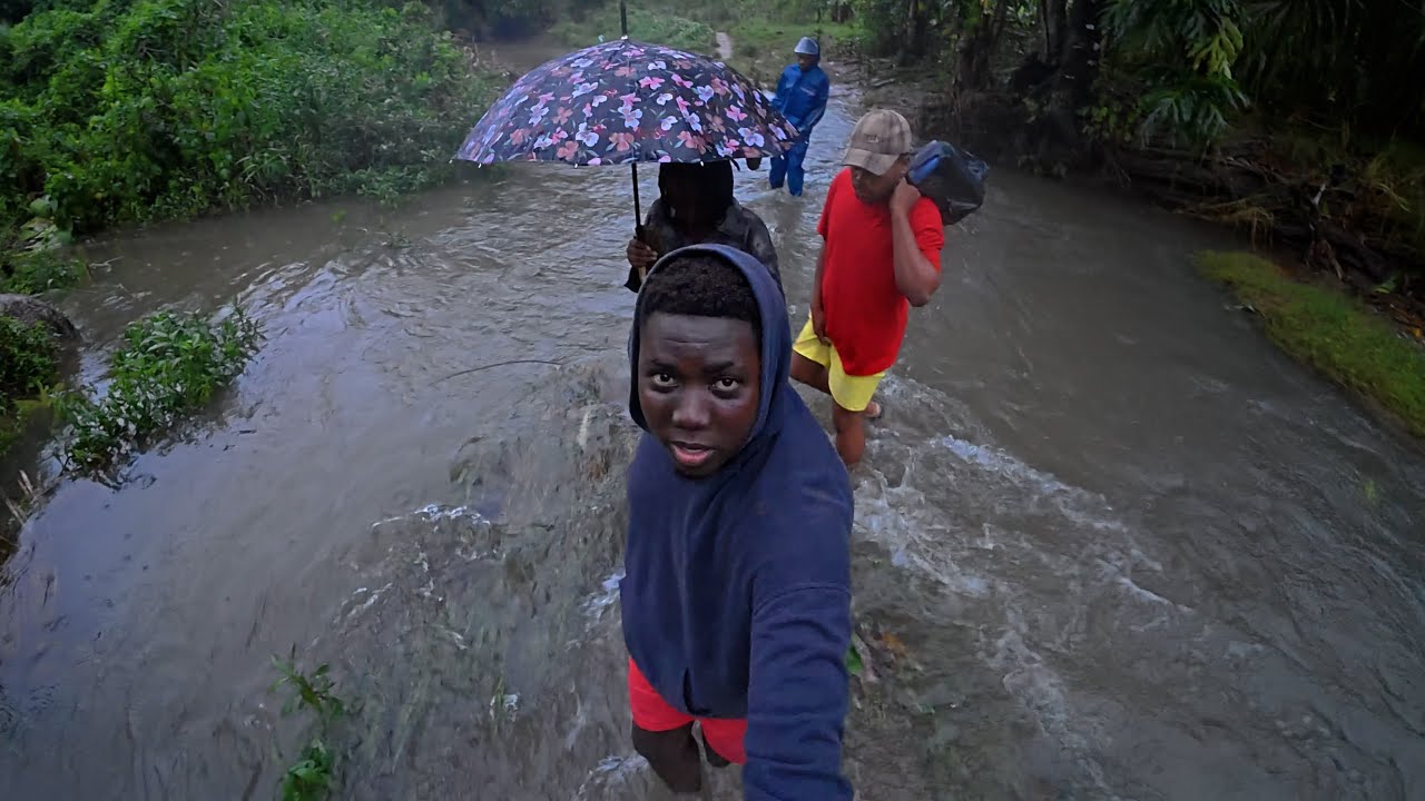 We had to Escape!!! This is how the Hurricane hits Haiti | We couldn't cook