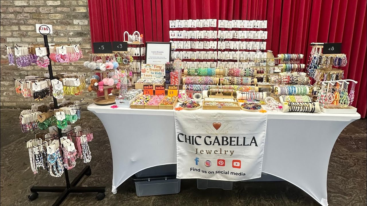 Welcome to my handmade jewelry stand! #jewelrystand #market #jewelrystand