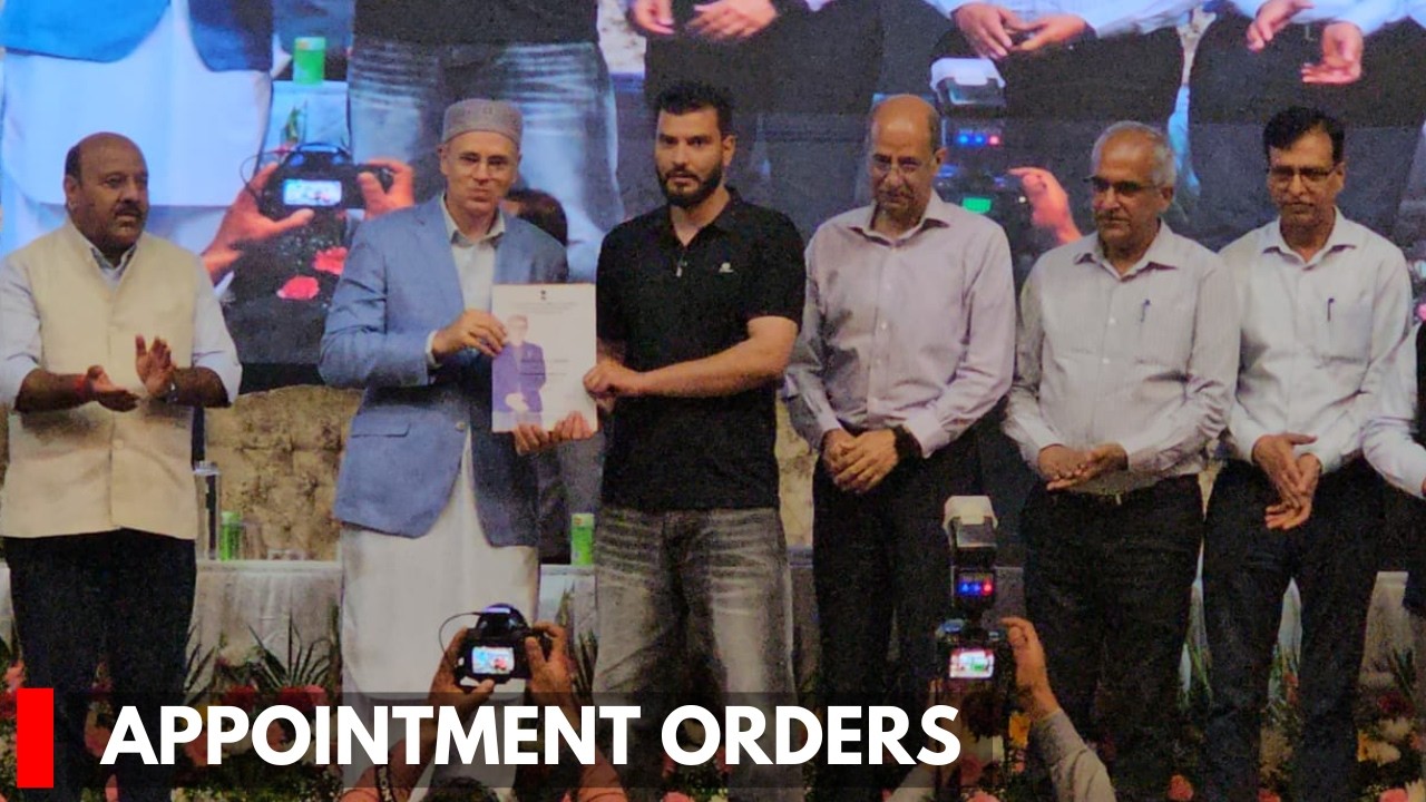 CM Hands Over Appointment Orders To 132 Junior Engineers In PWD