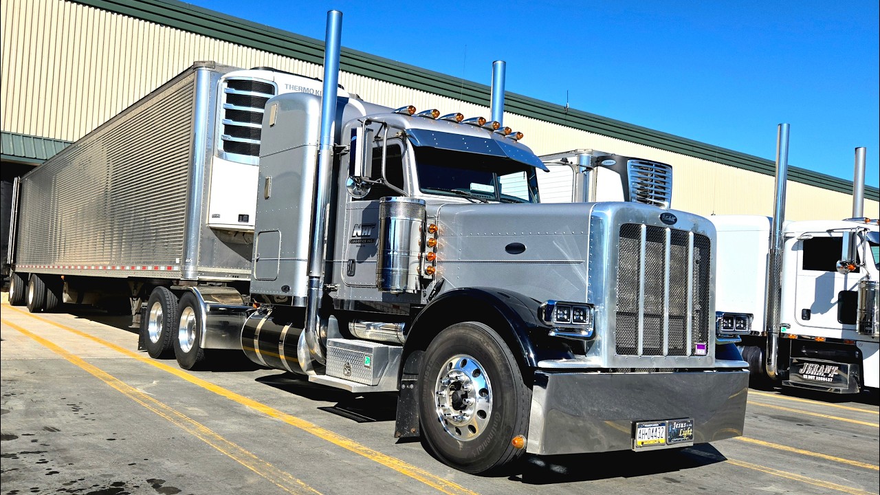 My Dads - Cool NHT Pete 389 - Walk Around And More - #717 #largecar #bigrig #peterbilt #spreadaxle