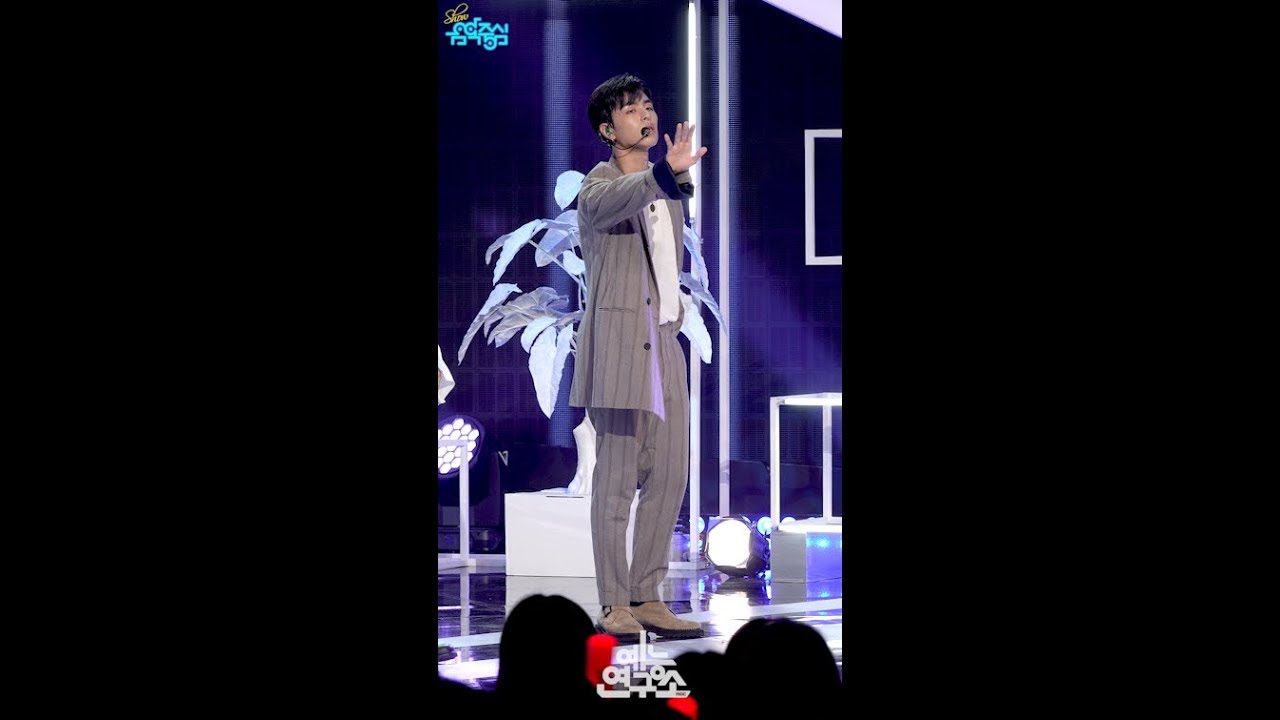 [예능연구소 직캠] 아이콘 이별길 구준회 Focused @쇼!음악중심_20181006 GOODBYE ROAD iKON JUNE
