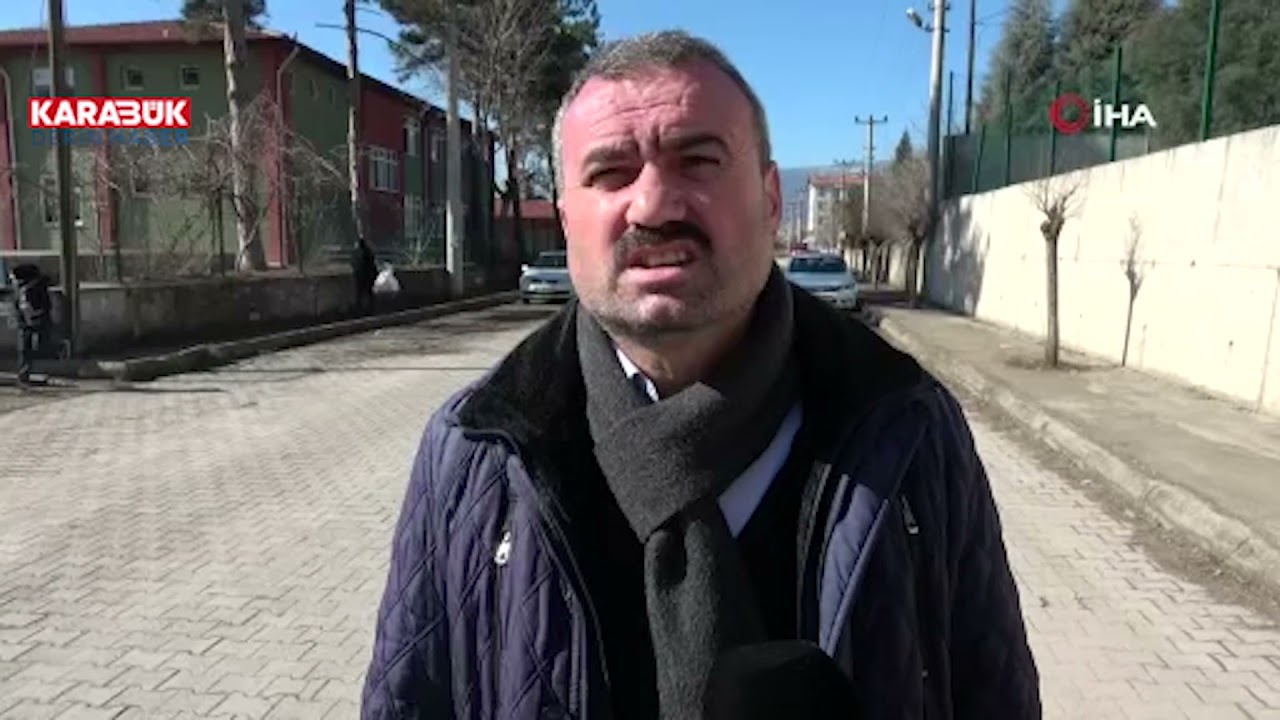 Karabük'ün En Kalabalık Köyü Dünyayı Giydiriyıor