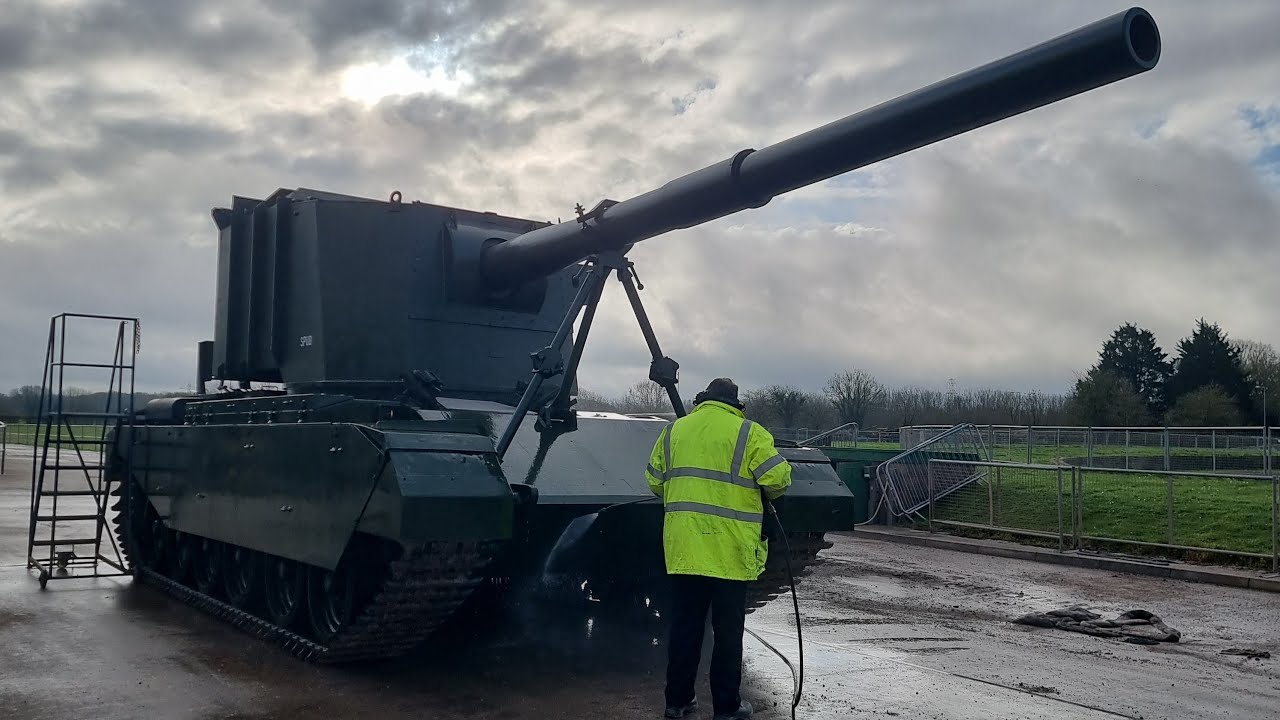 Tanks & Chill at The Tank Museum w/ Fam