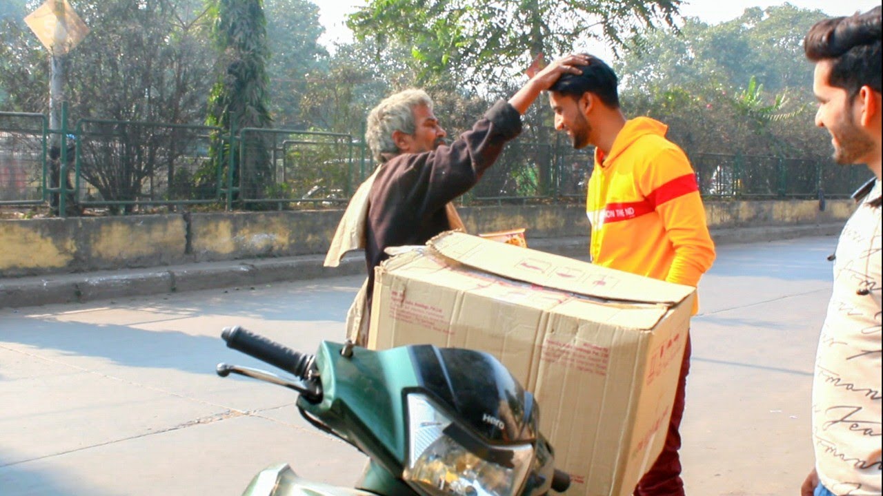 Yess I'm Back | helping The Home Less people❤ | Rehaan pop