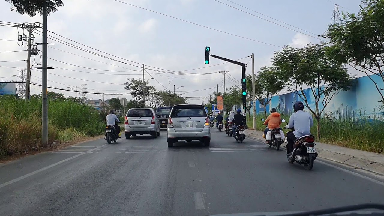 Đường Nguyễn Hữu Thọ từ cầu kênh Tẻ Q7 về Khu công nghiệp Hiệp Phước