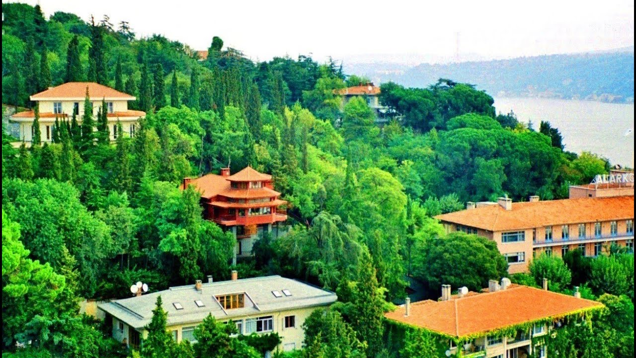 KIRMIZI KÖŞKÜN GİZEMİ ( BRUNO TAUT KÖŞKÜ )