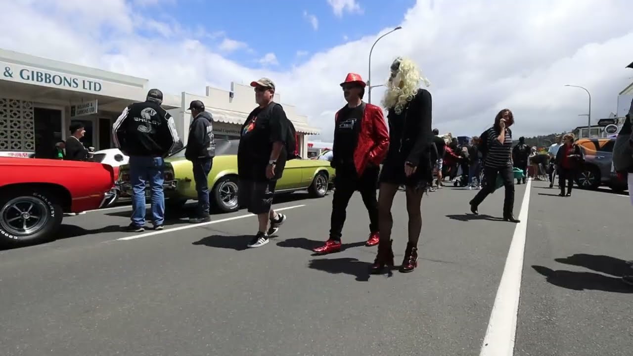 Beach Hop 2022 Thursday's Power cruise to Thames - where Hot Rods, Drag & Muscle cars rule!