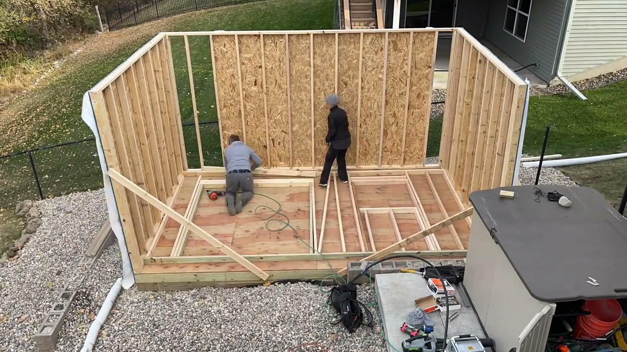 Short How to build a 10x16 Shed Build Time-Lapse - Walls