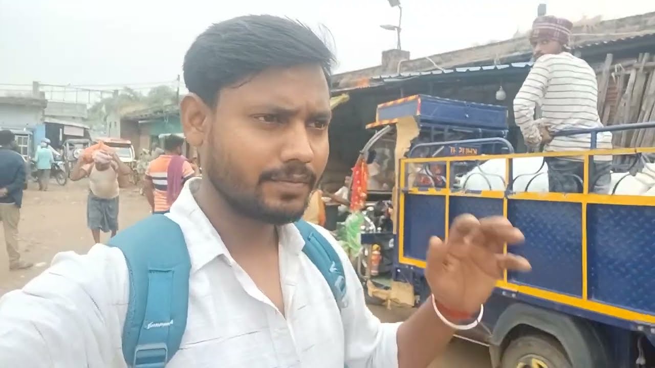 नई सब्जी मंडी गाजीपुर रेलवे स्टेशन के बगला #Ghazipur city railway #minivlog #my_first_vlog 