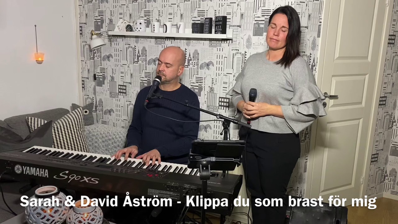 Sarah & David Åström - Klippa du som brast för mig( Rock of Ages)
