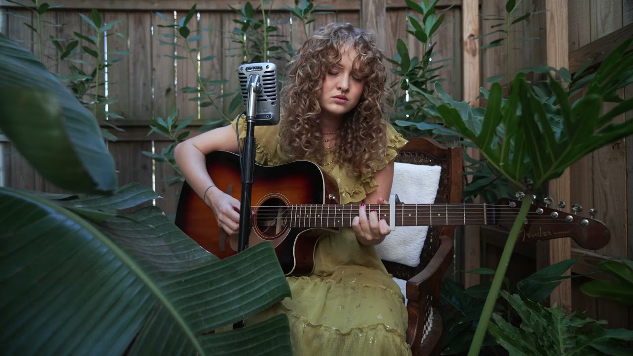 Bloom The Paper Kites Acoustic Cover - Mary Rose Brown