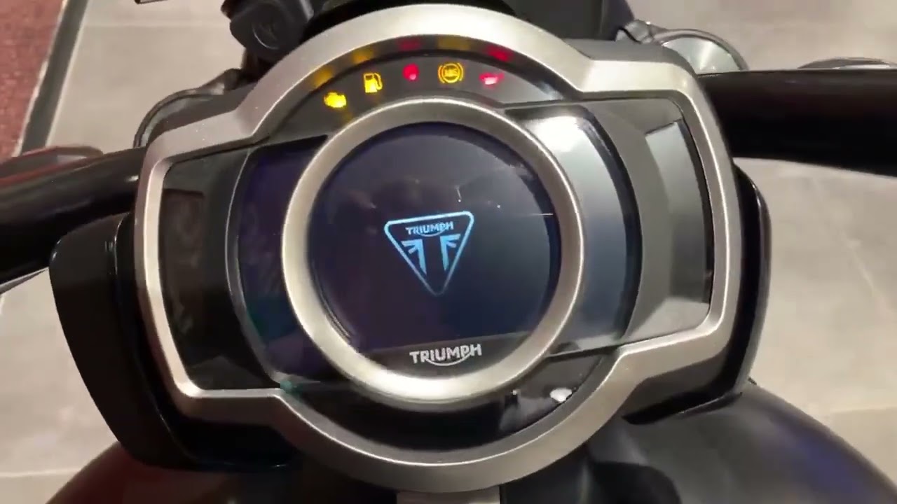 Triumph Rocket 3 GT - EK24TDX