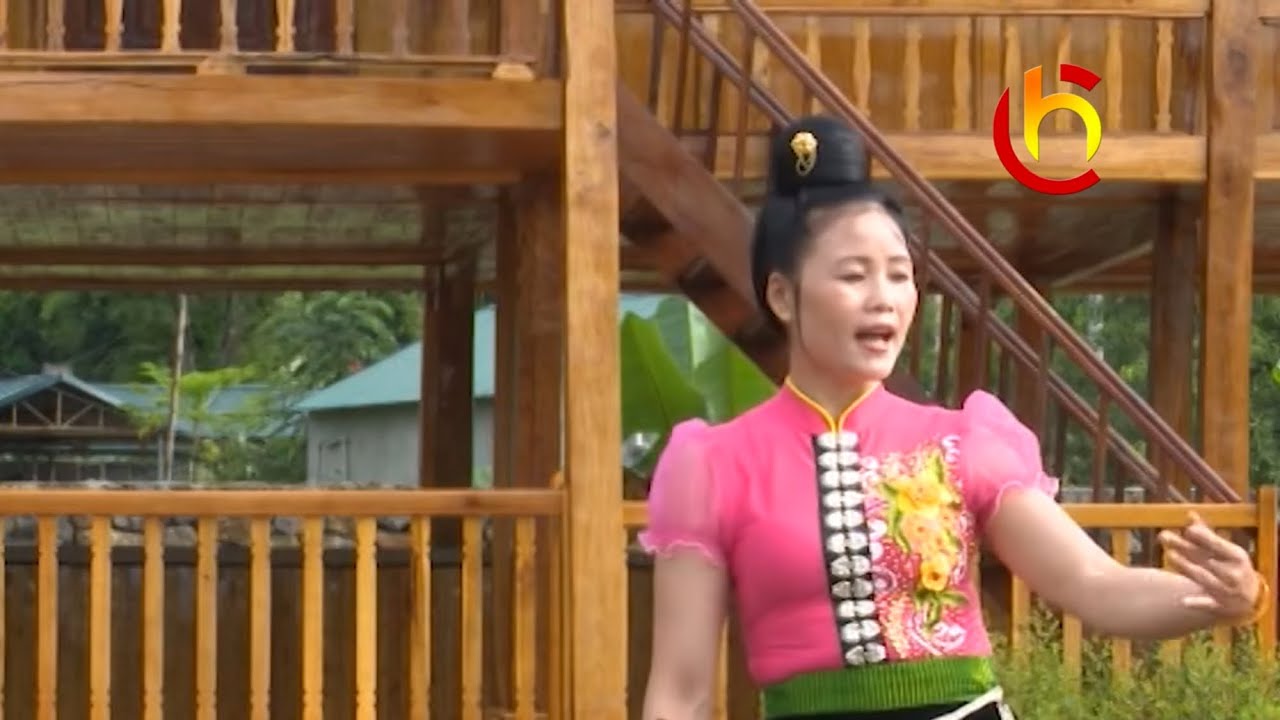 QUAM KHẮP TAY:KHUỐNG CON CHIỀNG ĐÈN MƯƠNG CÁNH LÀI BAI KHẮP MUÔN ỨN- MƠI PI NỌNG PỌM PHẴNG- MUÔN LÀI