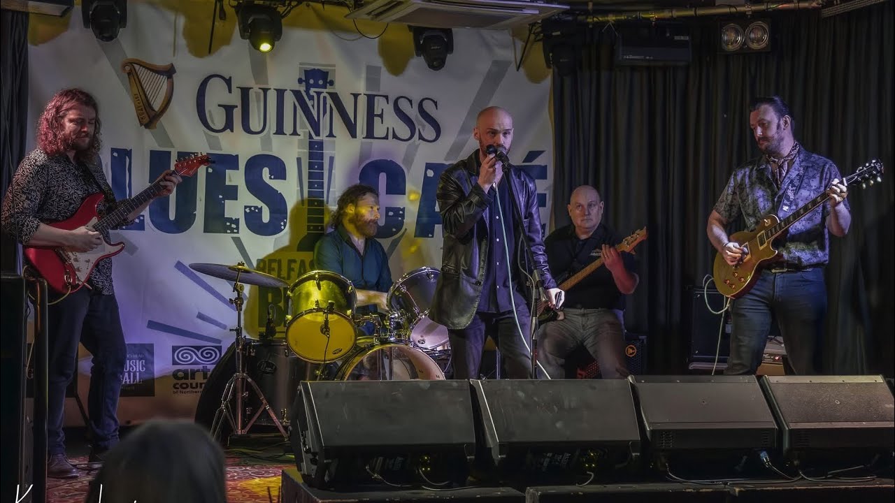 The Gareth Hughes Blues Band - My Babe (live at the Guinness Blues Cafe)