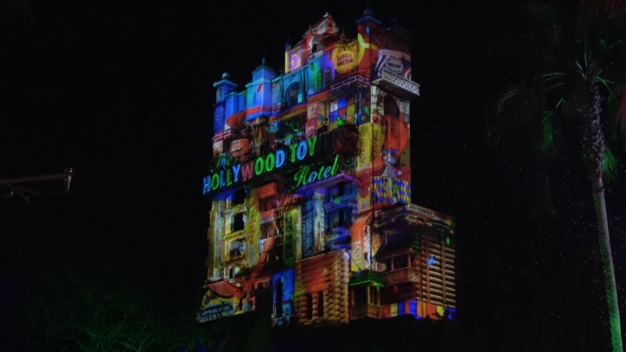 [4K] Sunset Seasons Greetings - Holiday Projection Show All Scenes | Hollywood Studios 2017