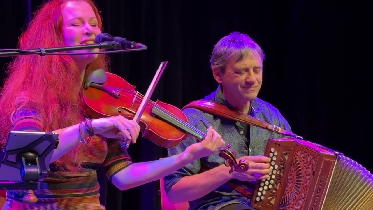 Gudrun Walther & Andy Cutting  - 09-11-2024 / Roots aan de Zaan - Island Of Woods