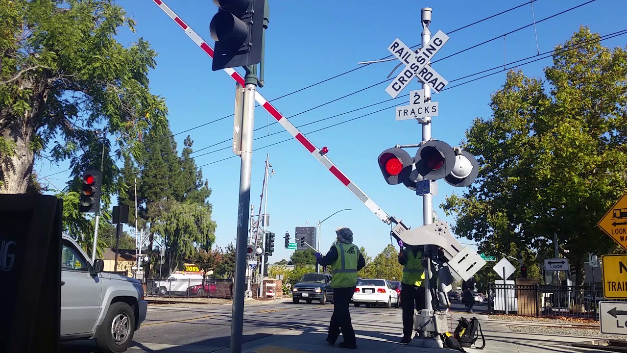 VTA Signal Matainers fixing Campbell Ave Railroad Crossing after car hit crossing gate