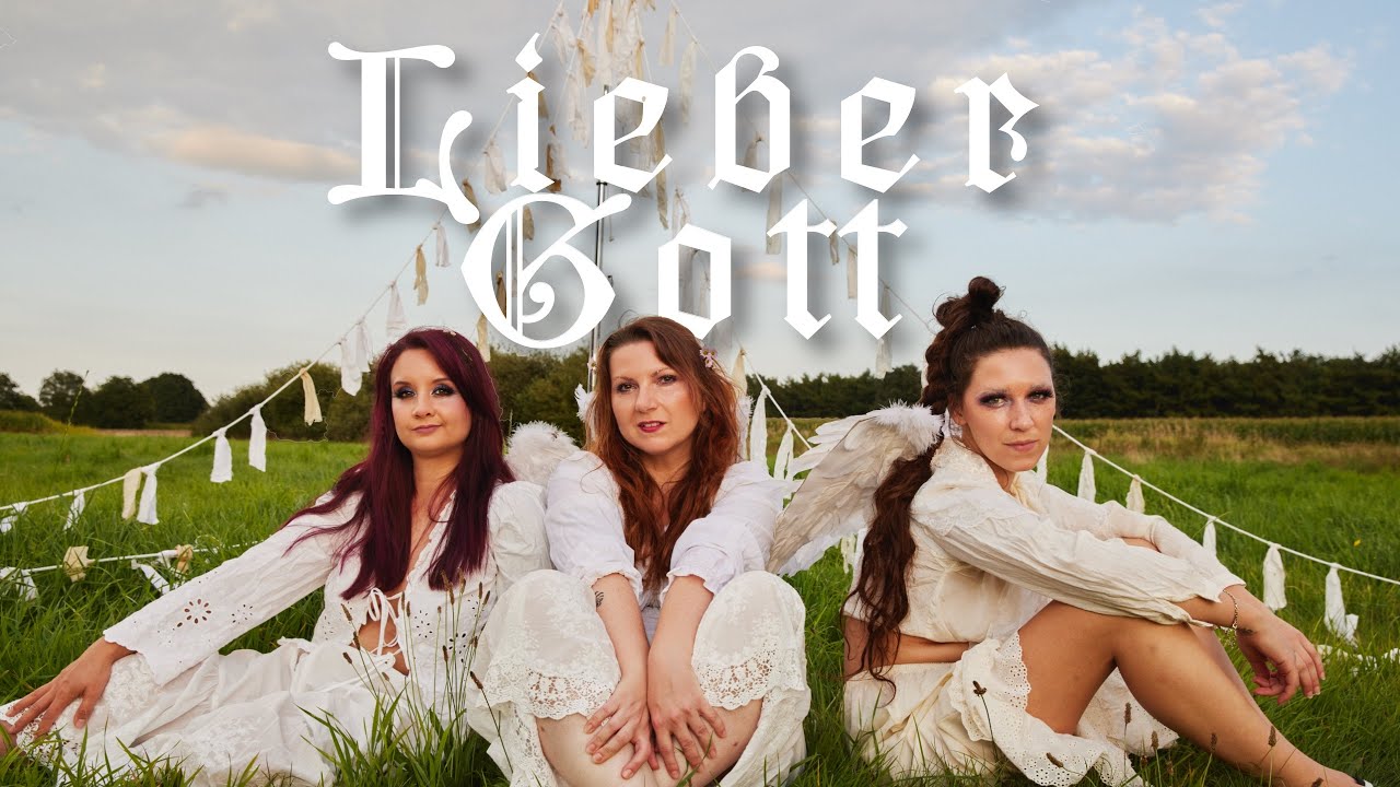 Lieber Gott // The toten Crackhuren im Kofferraum (The TCHIK)