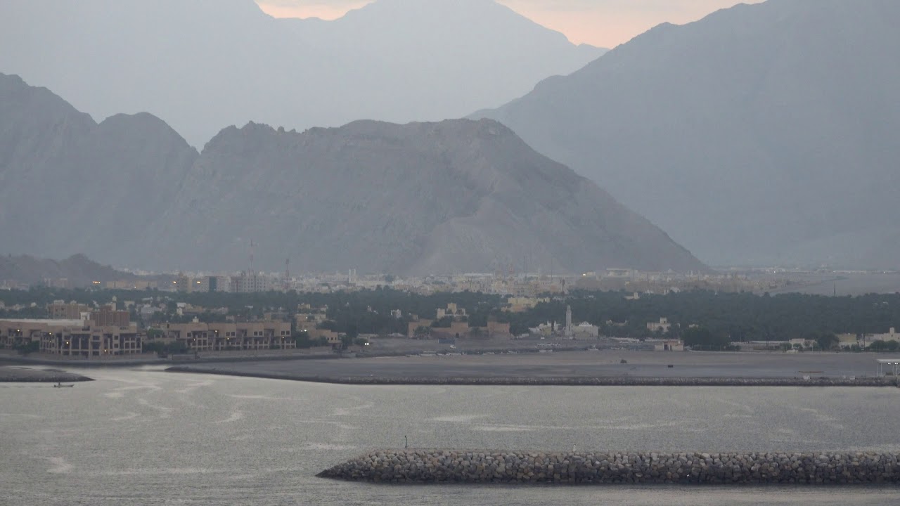 Arrival in Khasab Port MSC / ハッサブ入港（オマーン)