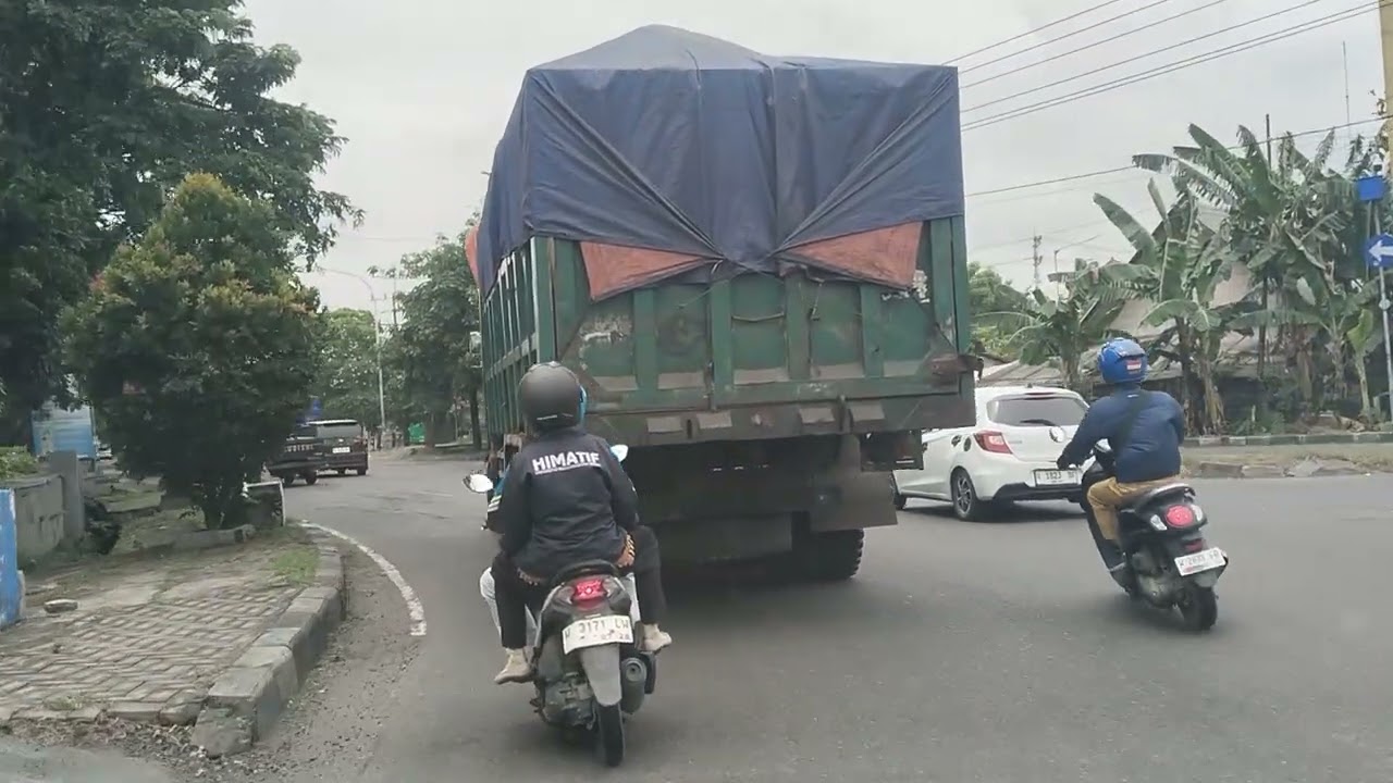 Perjalanan dari kota Gresik sampe ke pedesaan selatan