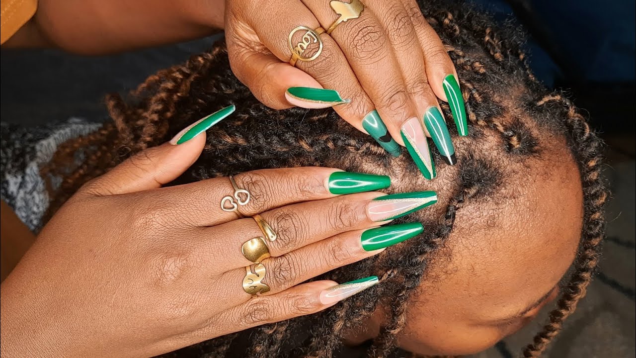 ASMR Super Attentive Nitpicking, Scalp Scratching and Brushing 💅 #asmr #relax #tingles #asmrsounds 