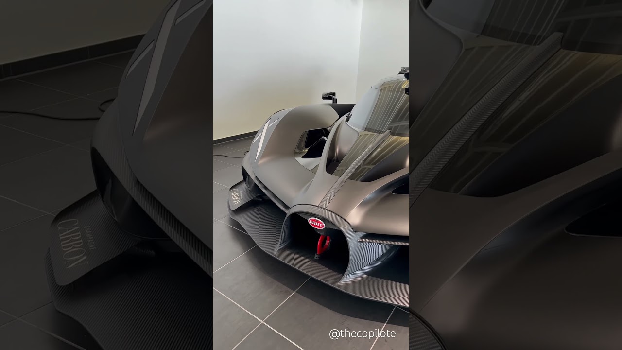 First Bugatti Bolide full expose carbon in Europe short by myself in Gstaad 🇨🇭