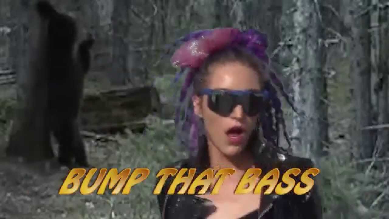 Holiday Mountain - Bump that Bass Lyric Video- Official