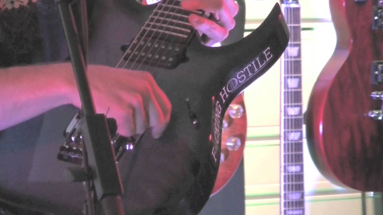 Tevari ToneWeek 2014 - Pexi Olkkonen & Ibanez kitarat