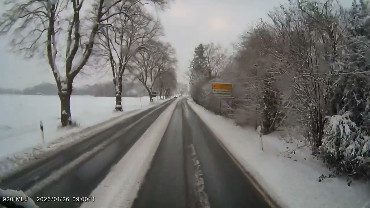 Road B65, Ilten, Köthenwald, Commune in Germany, 8:52 am, 26.01.2026 (Part1)