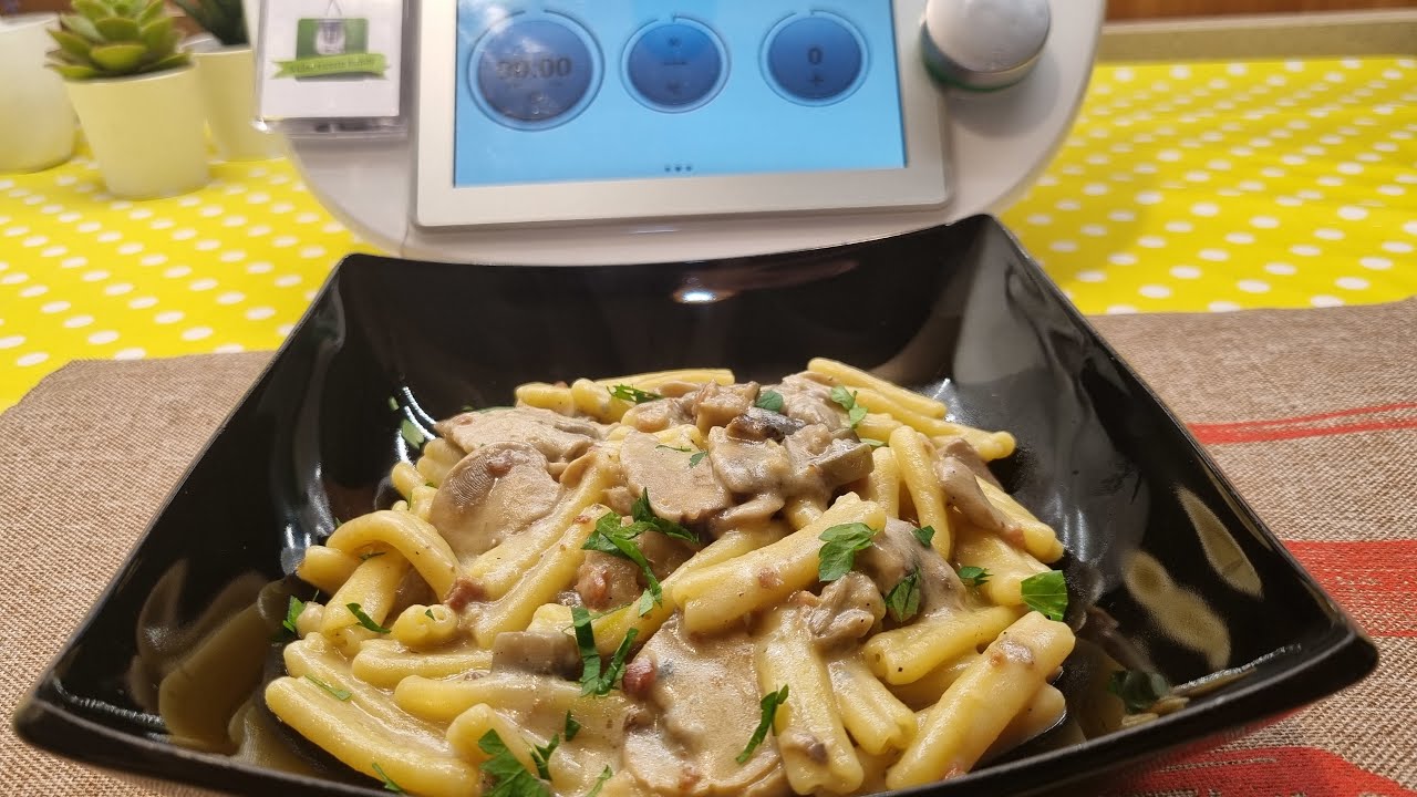 Pasta funghi speck e gorgonzola per bimby TM7 TM6 TM5 TM31