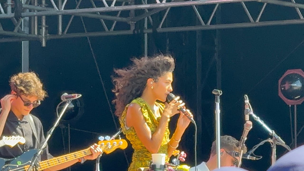 Olivia Dean, 2025 ACL Weekend One, Saturday, October 4, 2025
