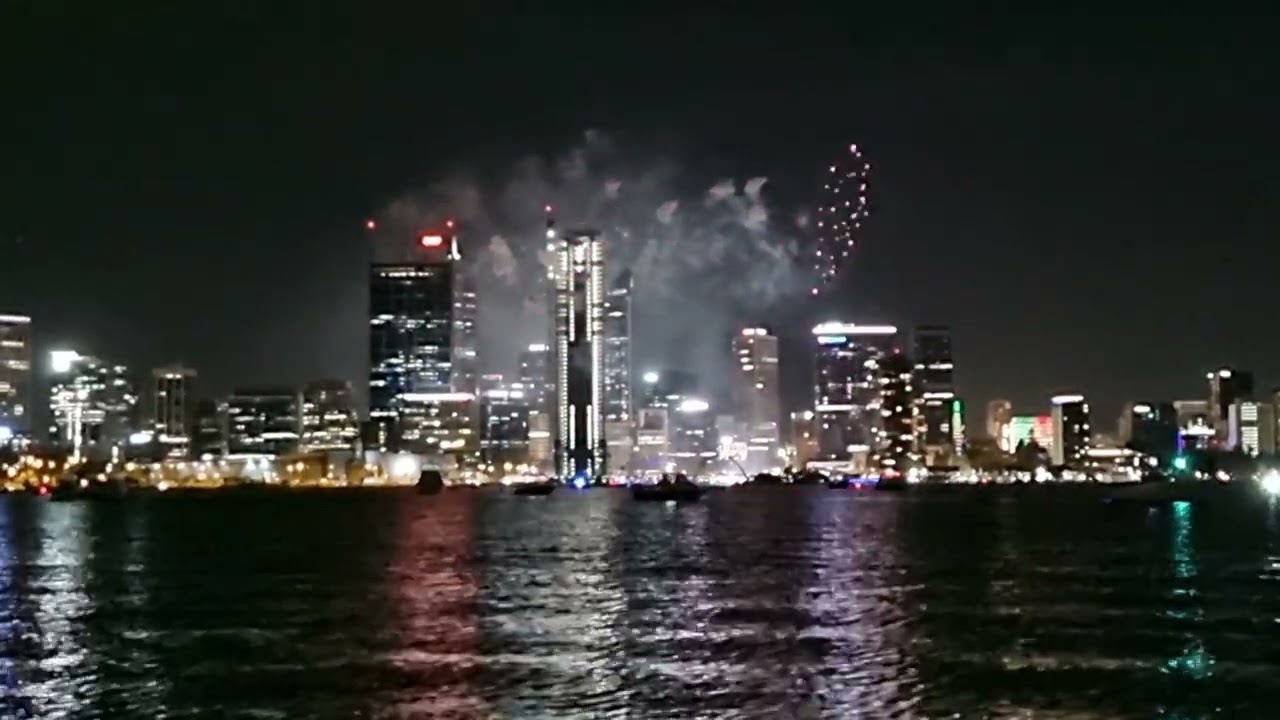 Perth Australia Fireworks Display New Year 2023