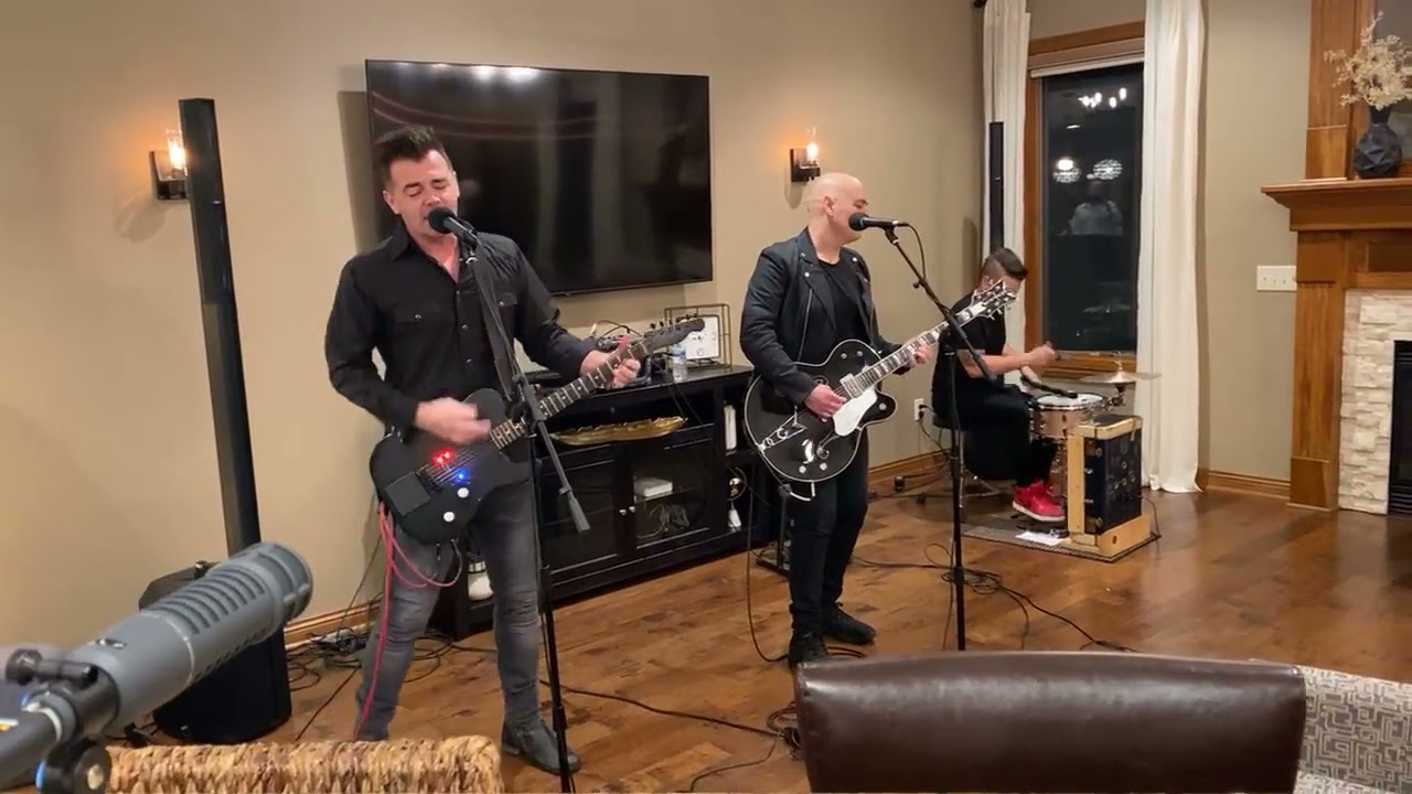 PETER FURLER - I am Free (solo house concert live)
