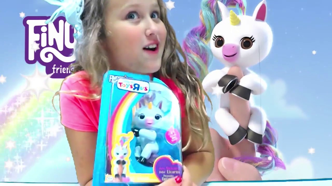 Fingerlings Baby Unicorn from WowWee